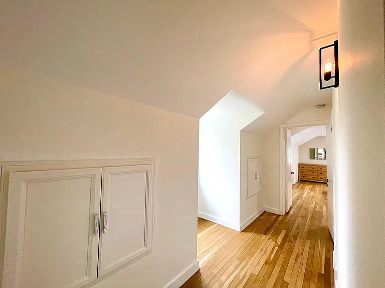 60 Devon Rd — Photo 36