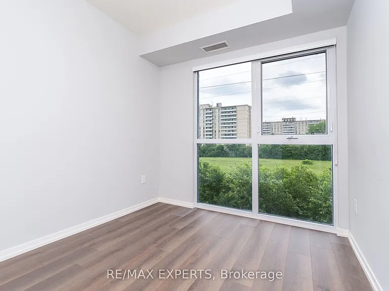 3237 Bayview Ave #Townhouse 106 — Photo 25