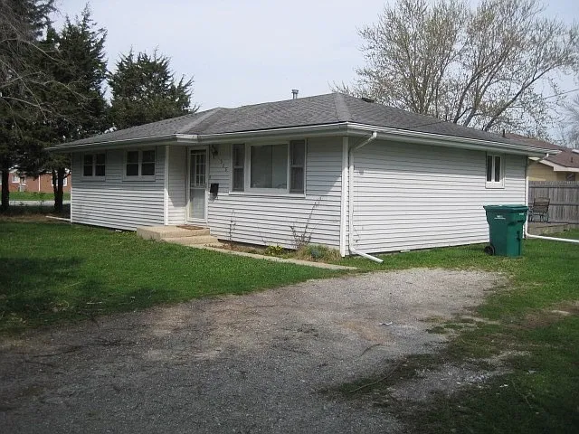 506 Becky Ln photo 1