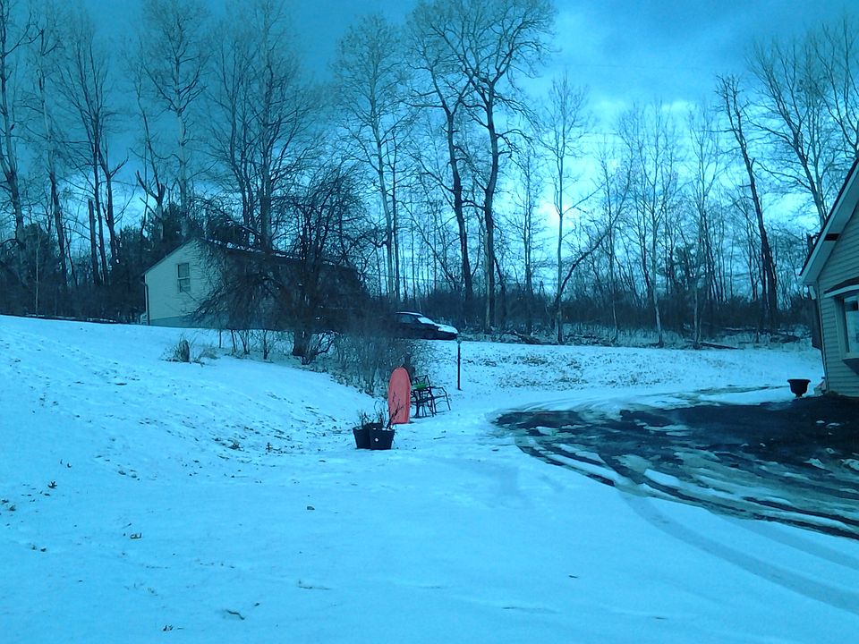 2nd image of 26 Woodin Rd