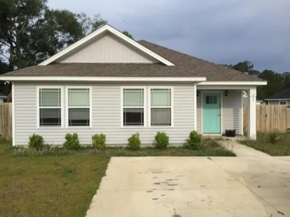 38 Florida Dr, Sopchoppy, FL 32358