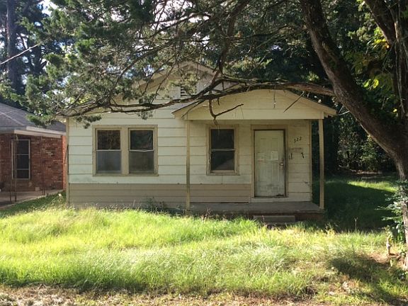 3rd image of 322 Brouillette Ave