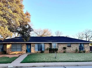 4518 Ridgemont Dr, Wichita Falls, TX 76309