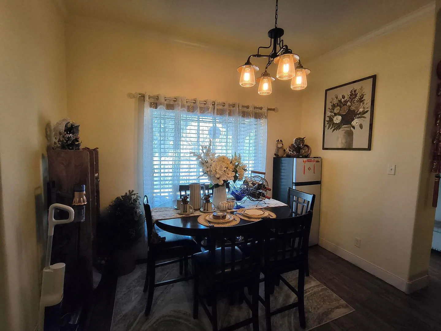 Elegant 4 Bedroom, 2 Bath Home In The Trails Coming Soon! — Photo 4