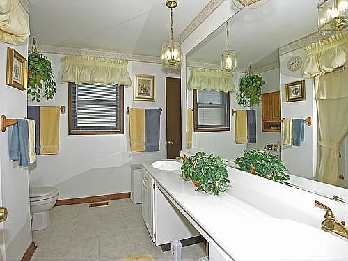 Gleaming Master Bath