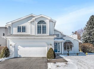 6540 Robison Ln, Saline, MI 48176