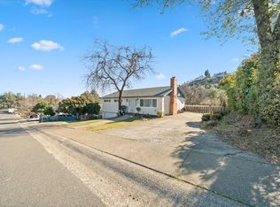 3315 Sunset Dr, Redding, CA 96001