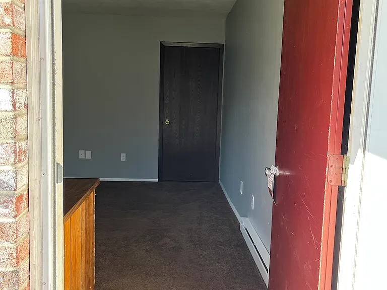 Stonehill Apartments — Photo 19