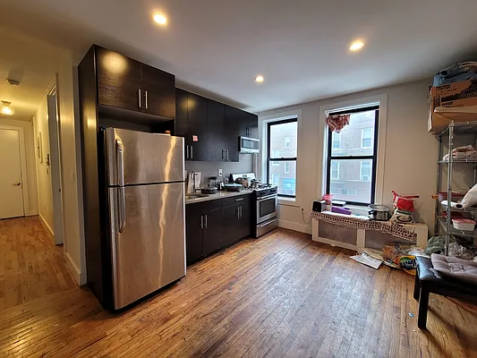 Rented by Lodger Corp | media 4