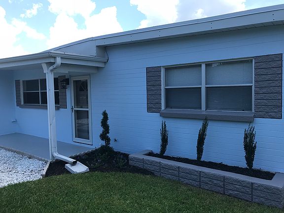 3rd image of 3110 Brookfair Cres