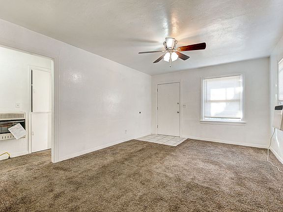 5th image of 921 SW 49th St