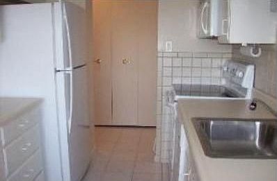 3rd image of 7033 N Kedzie Ave APT 705