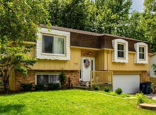 7308 Prairie Ave, Urbandale, IA 50322