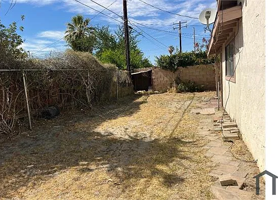 2 bed, 1000 sqft, $1,950 — Photo 2
