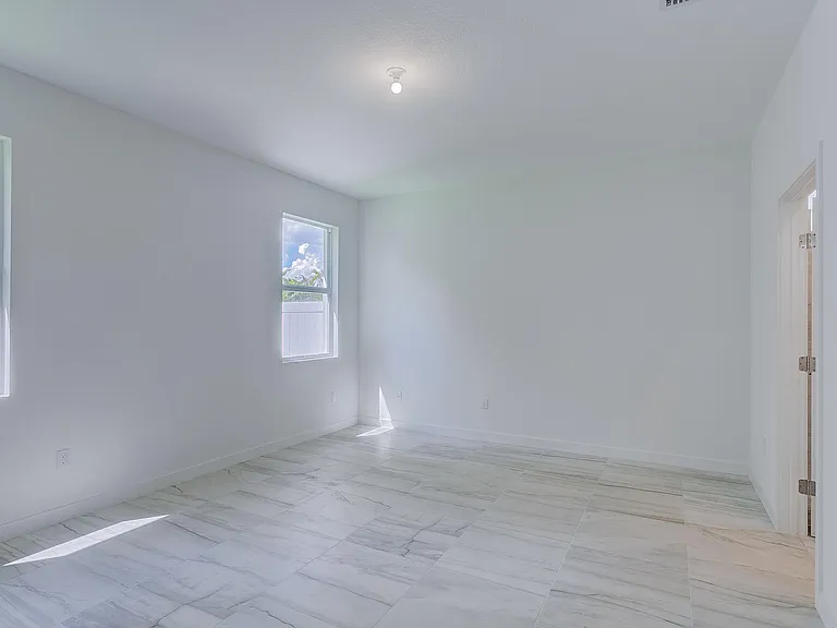 7188 Trotwood Ln — Photo 16