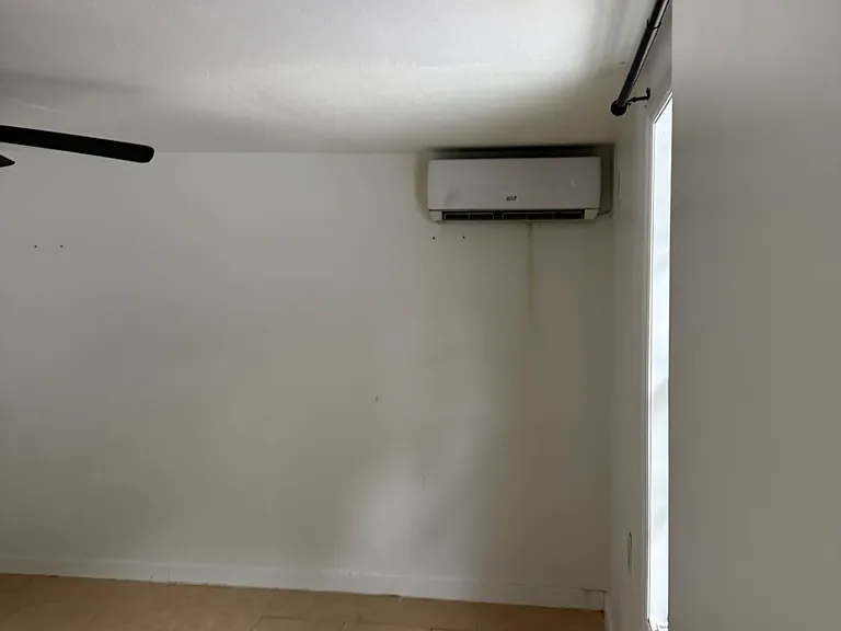 9524 W Hamilton Ave — Photo 6
