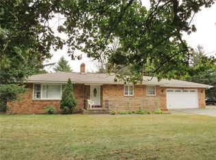 2512 Manitou Rd, Rochester, NY 14624