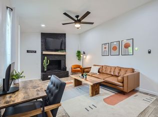 306 E Powell Ln #B, Austin, TX 78753