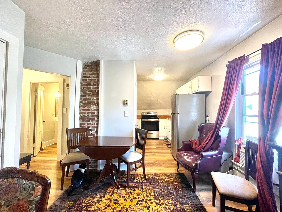 14 Oak St #3