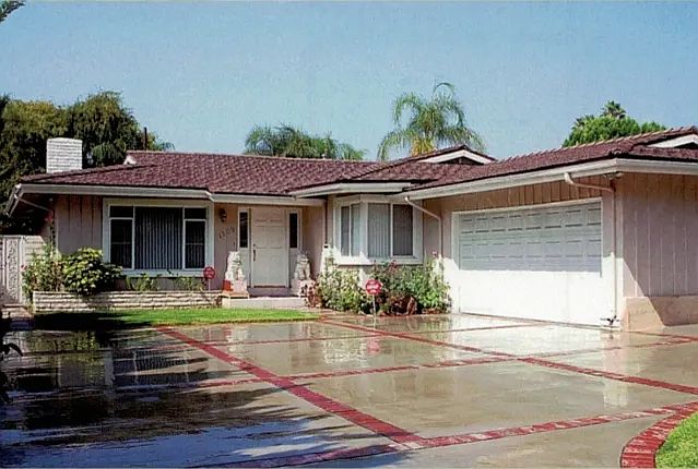 1st image of 1809 S El Molino Ave