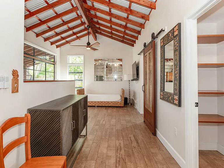 308 Awakea Rd — Photo 14