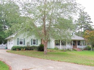 450 Kings Dr, Pineville, LA 71360