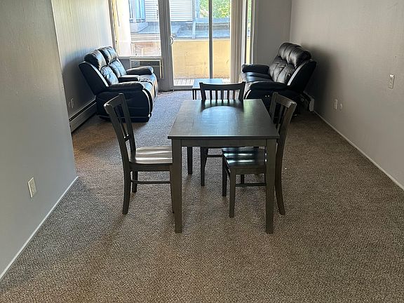3rd image of 815 S State St APT 8