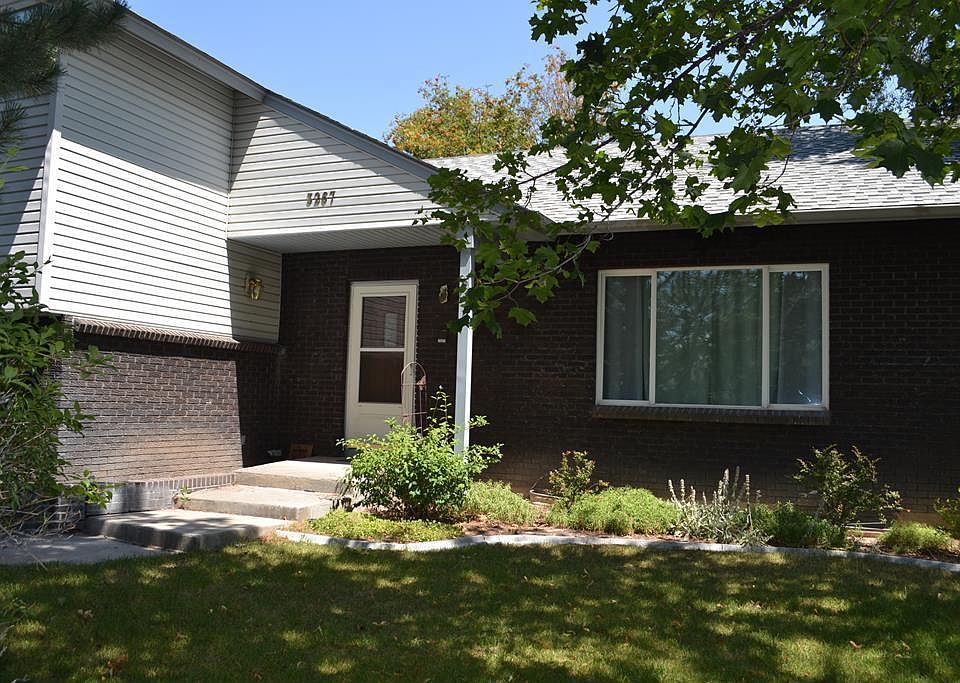 1st image of 3267 Londonderry Ave