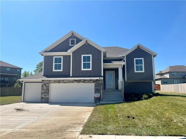 811 NW 94th Ter, Kansas City, MO 64155