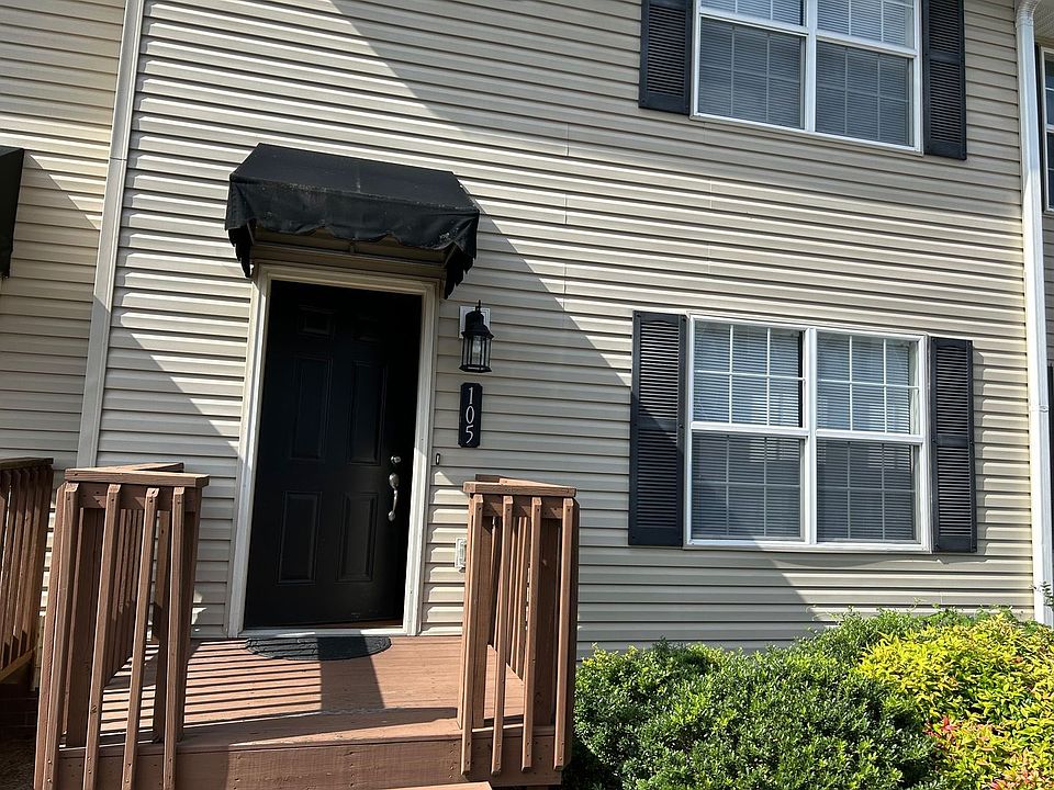 1st image of 617 Hazel St APT 105