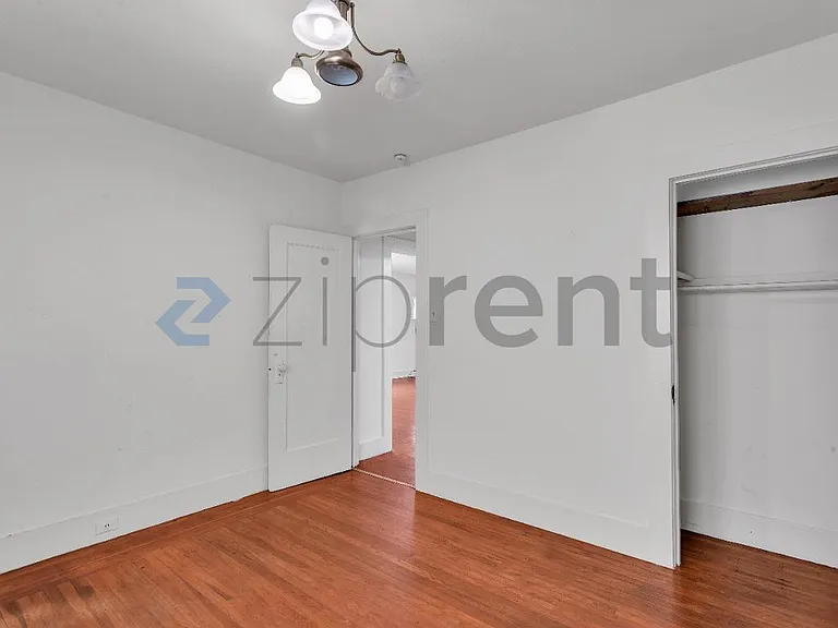 2145 Grant St — Photo 23