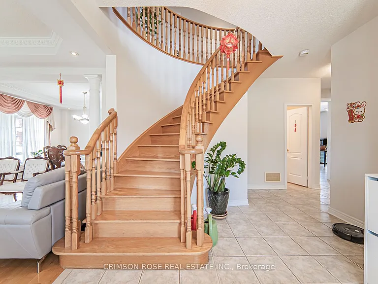5420 Valleyhigh Dr #4 — Photo 6