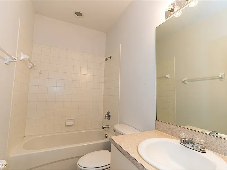 4275 Bellasol Cir #2223 — Photo 18