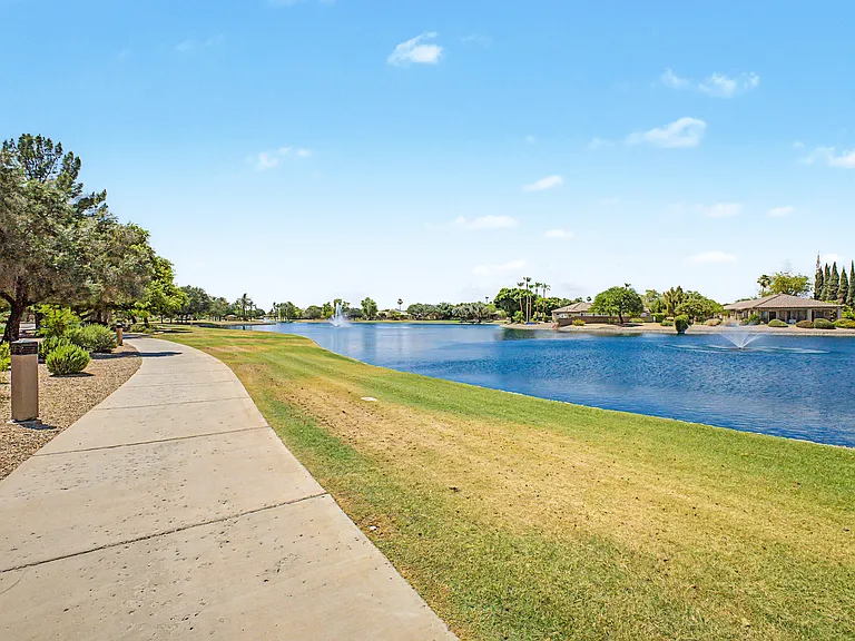 6647 W Tonopah Dr — Photo 16