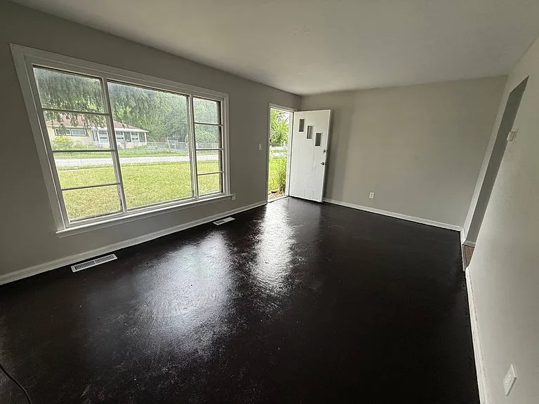 12510 Summerland Ave — Photo 11