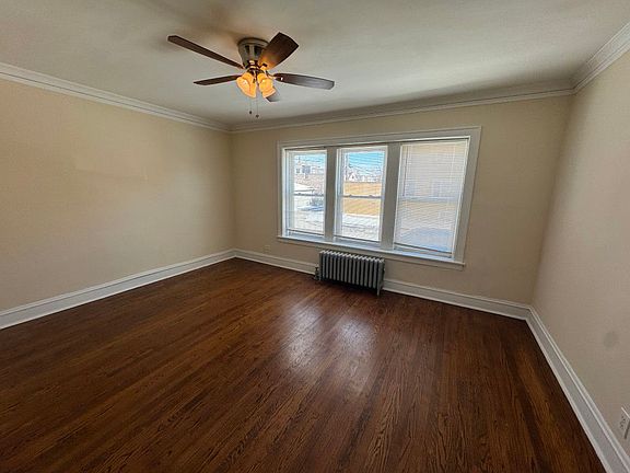 3rd image of 2510 N Leclaire Ave #11