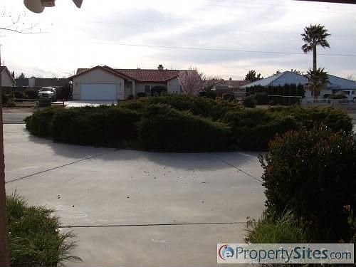 3rd image of 7885 Montrose Ave