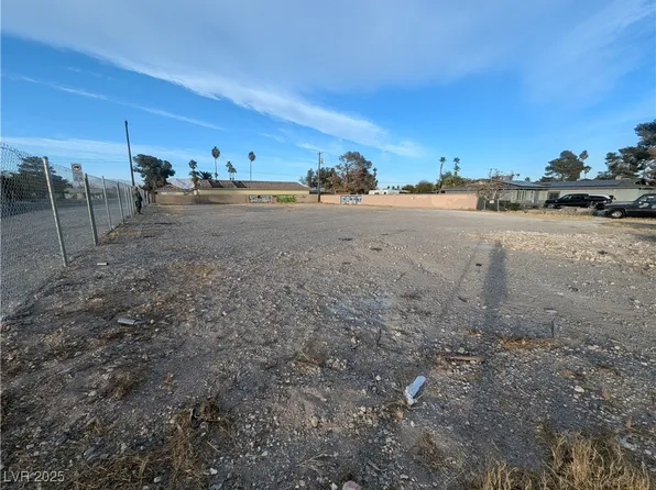 W Lake Mead Blvd, Las Vegas, NV 89108