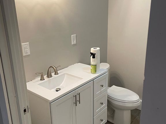 5th image of 1113 S Scott St #1113