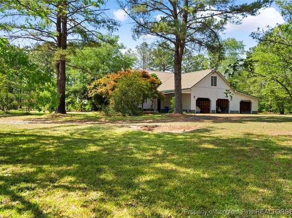 3229 McQueen Rd, Red Springs, NC 28377