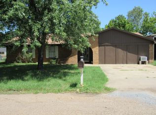 1030 S Smith Cir, Ashdown, AR 71822