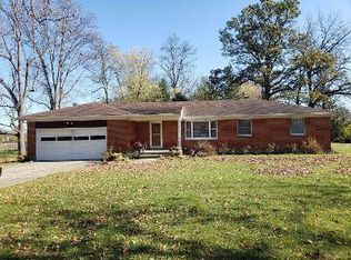 1522 W Sparrow Rd, Springfield, OH 45502