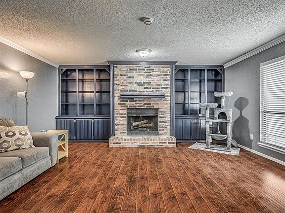 4th image of 617 S Willowood Dr