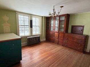 49 North St, Hatfield, MA 01038