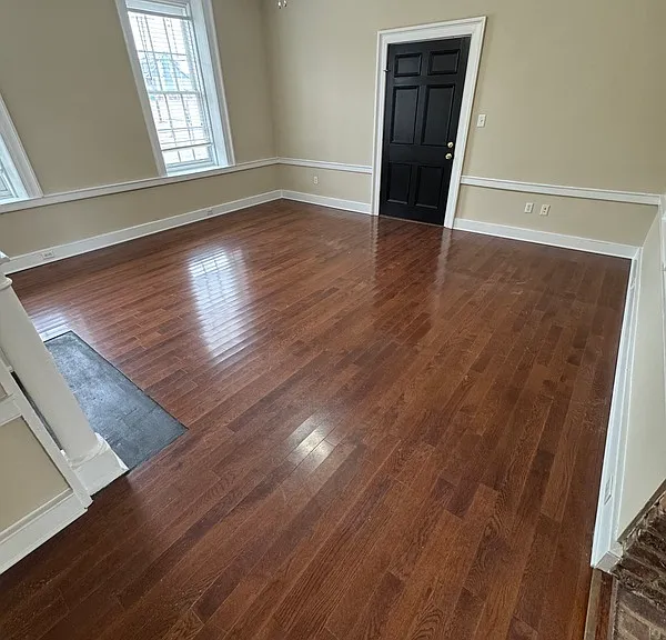 201 E Bank St #2 — Photo 3