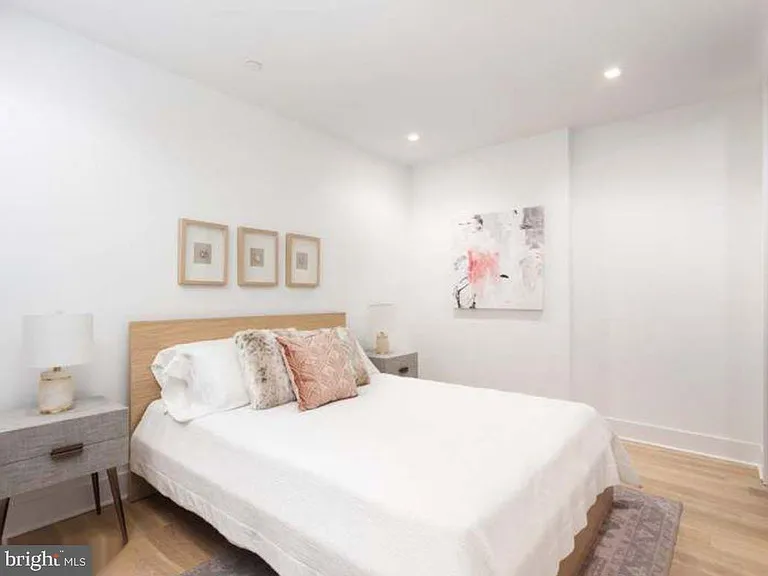 1753 Willard St NW #1 — Photo 8