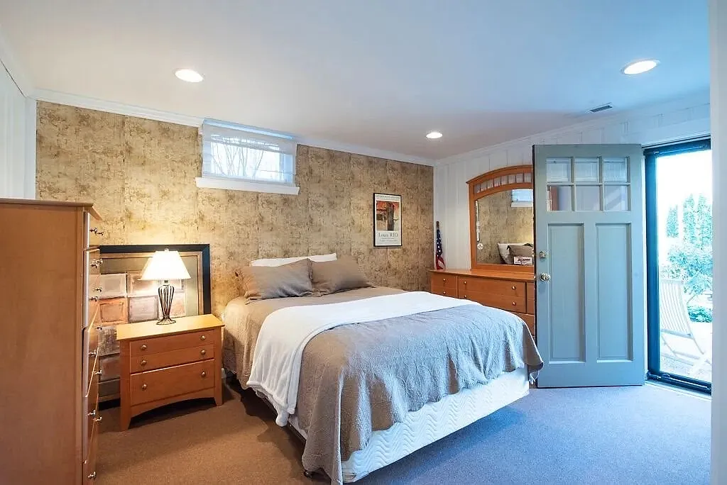 1 bed, 750 sqft, $1,400 — Photo 3