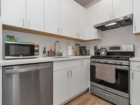 5th image of 520 Grant Ave APT 2