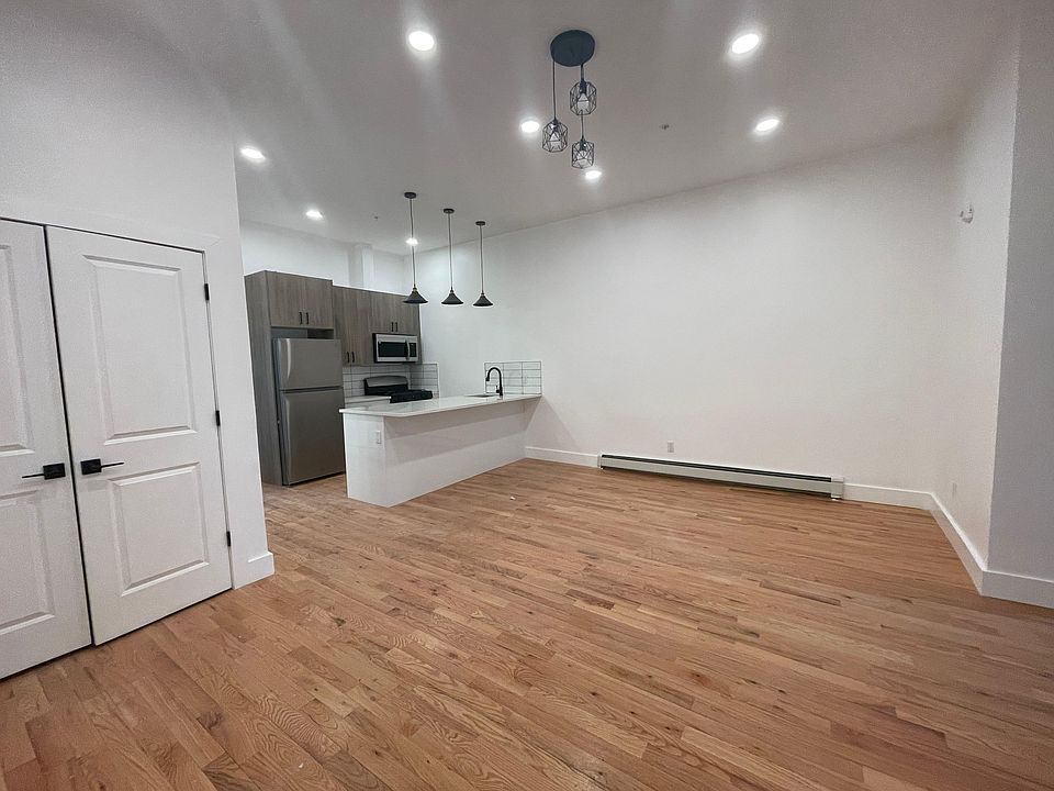 1st image of 224 Old Bergen Rd #1E