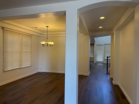 formal dining to kitchen